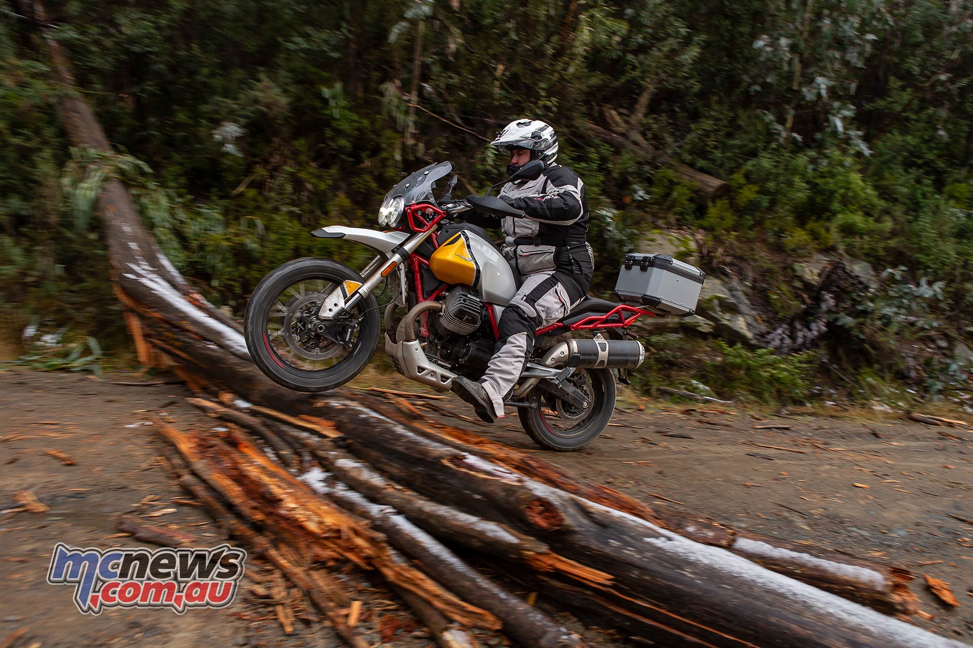 Moto Guzzi VTT Launch Log Moto Guzzi VTT Launch Log